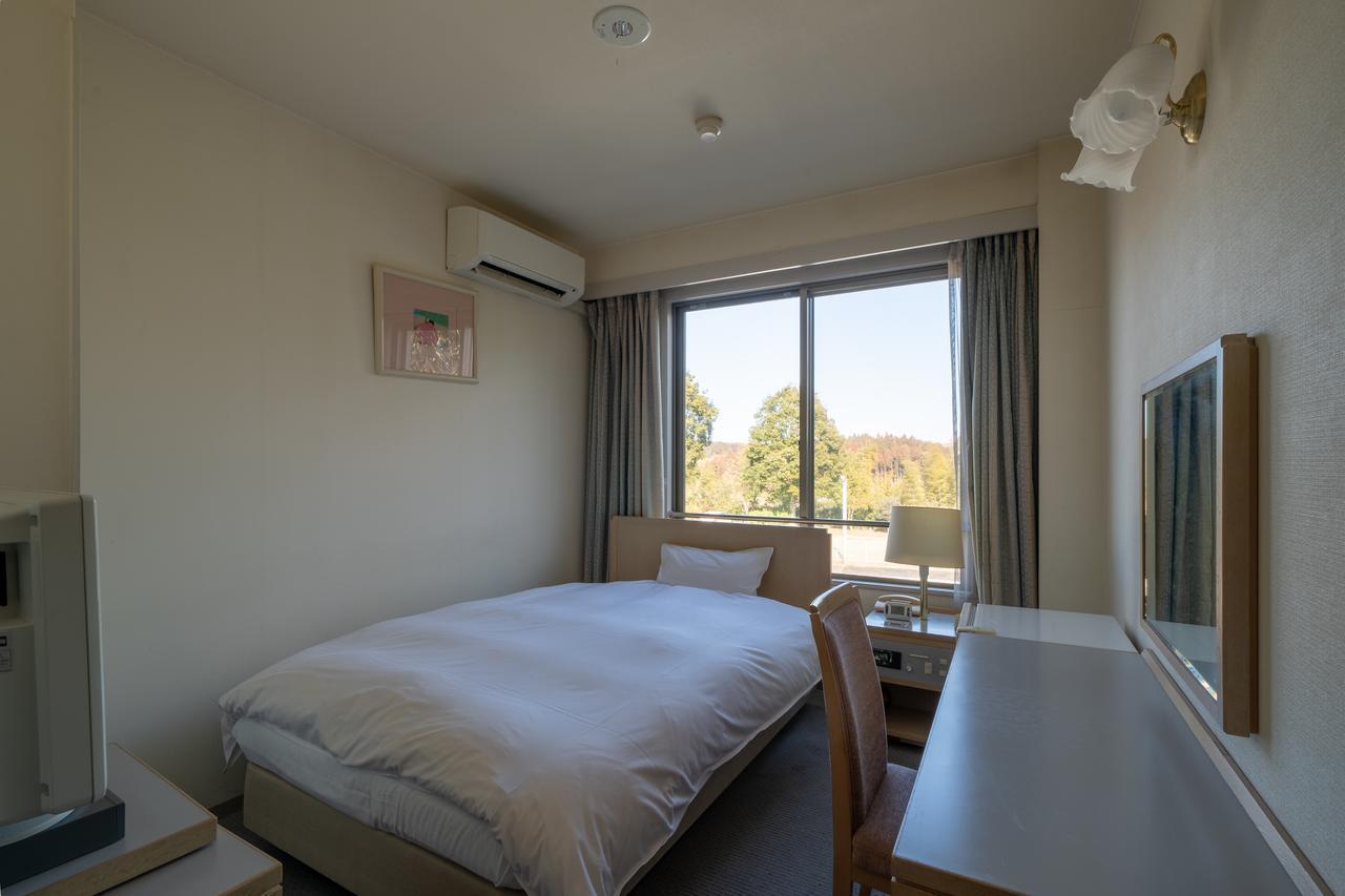 Kitsuregawa Country Club & Bihada Onsen Hotel Kitsuregawa Sakuyama Esterno foto